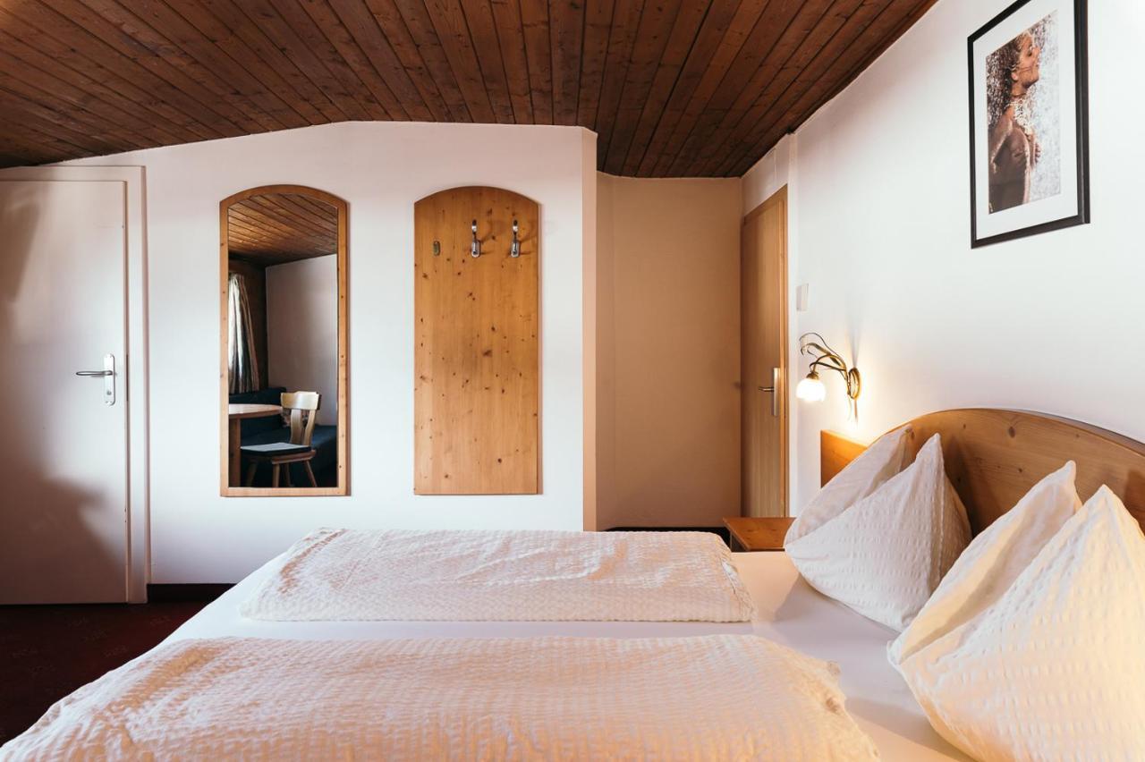 Gasthof Residence Brugghof & Erlhof カンポ・トゥーレス エクステリア 写真